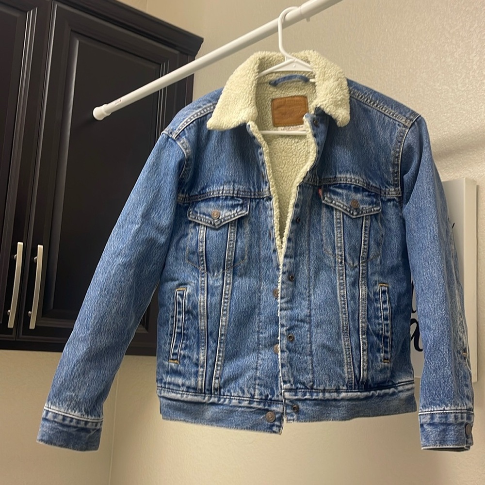 Levi’s Sherpa lined jacket